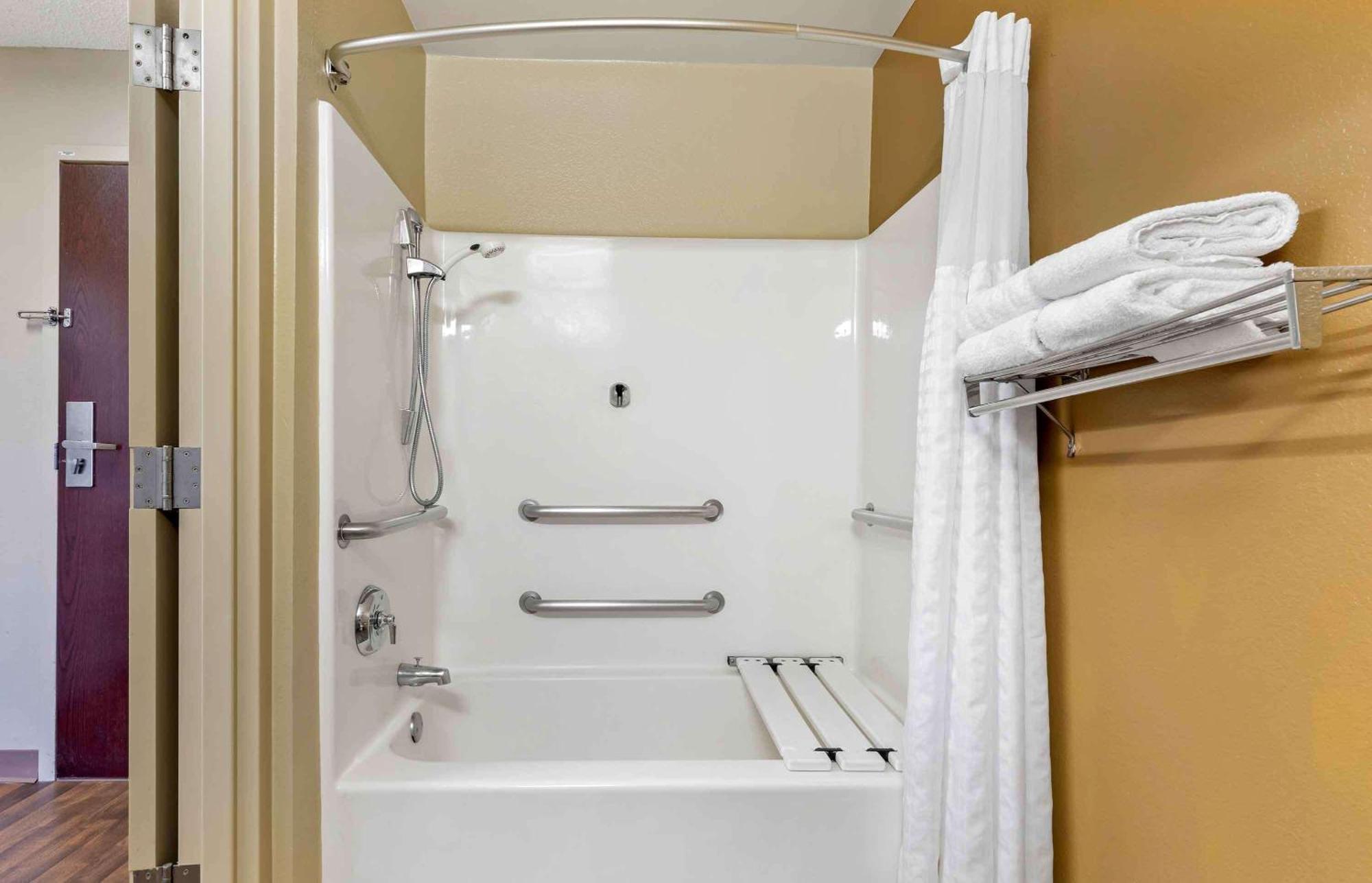 Extended Stay America Select Suites - Raleigh - Rtp - 4610 Miami Blvd Durham Eksteriør bilde