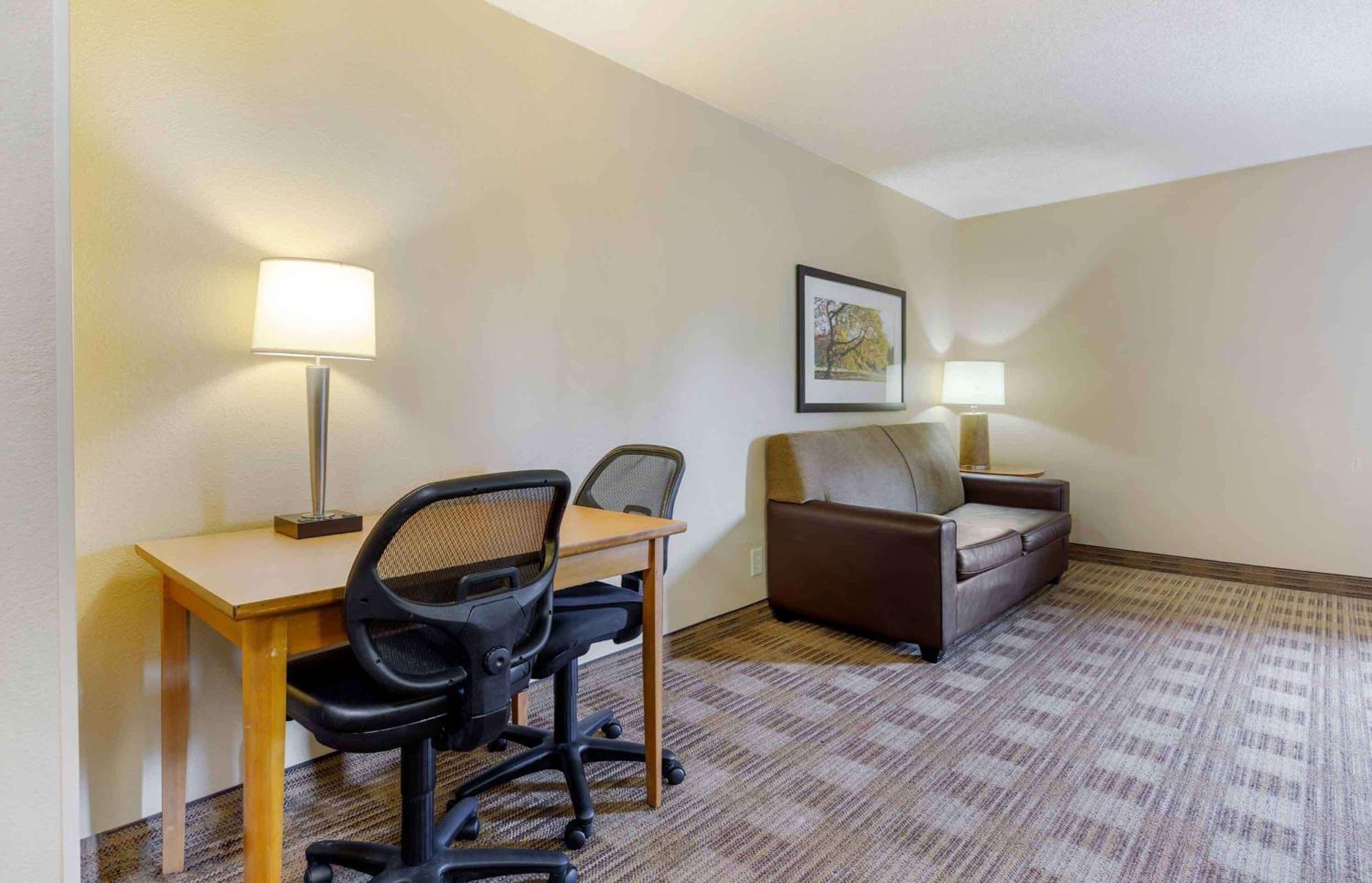 Extended Stay America Select Suites - Raleigh - Rtp - 4610 Miami Blvd Durham Eksteriør bilde
