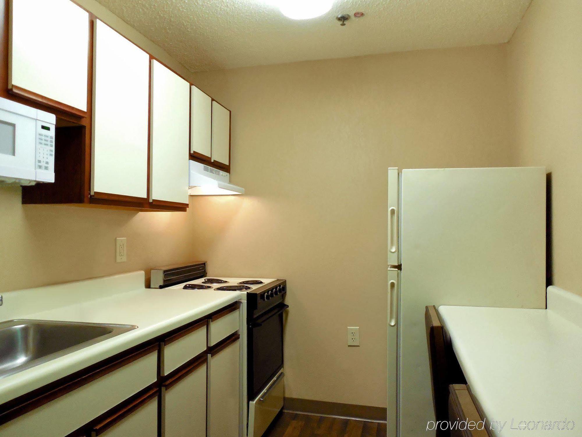 Extended Stay America Select Suites - Raleigh - Rtp - 4610 Miami Blvd Durham Eksteriør bilde